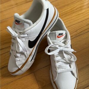 Women’s Nike Court Legacy Sneakers, White/Black/Desert Ochre, EUC